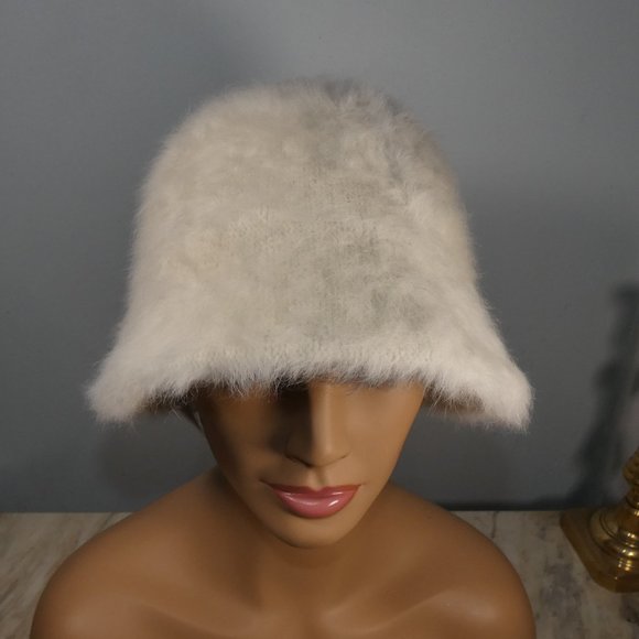 Fabulous! Fun Stylish Fashionable Faux Fur Bucket Hat Ivory - Picture 11 of 11